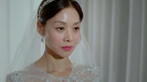 A Mulher Que Engoliu O Sol (Legendado) - Temporada 1 Episódio 60